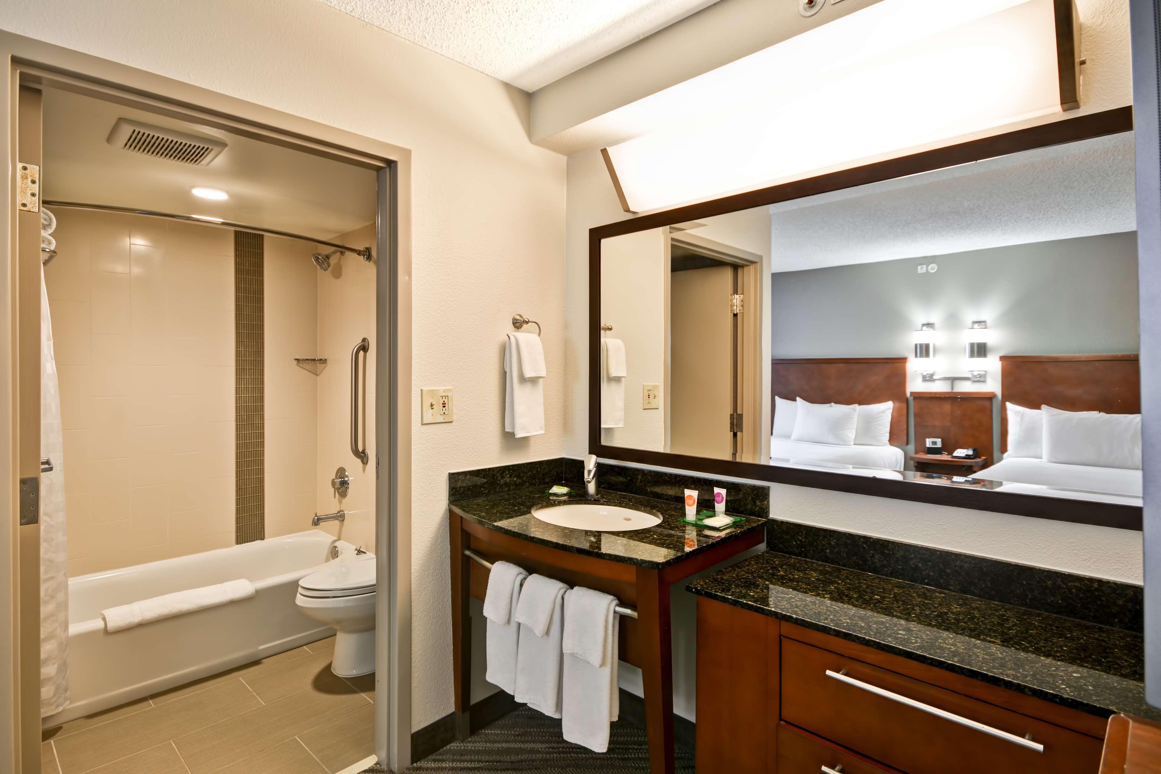 Hyatt Place Dallas/Garland/Richardson Bagian luar foto